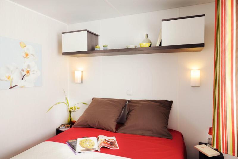 Camping De La Cote Des Legendes 布里尼奥冈普拉格 客房 照片